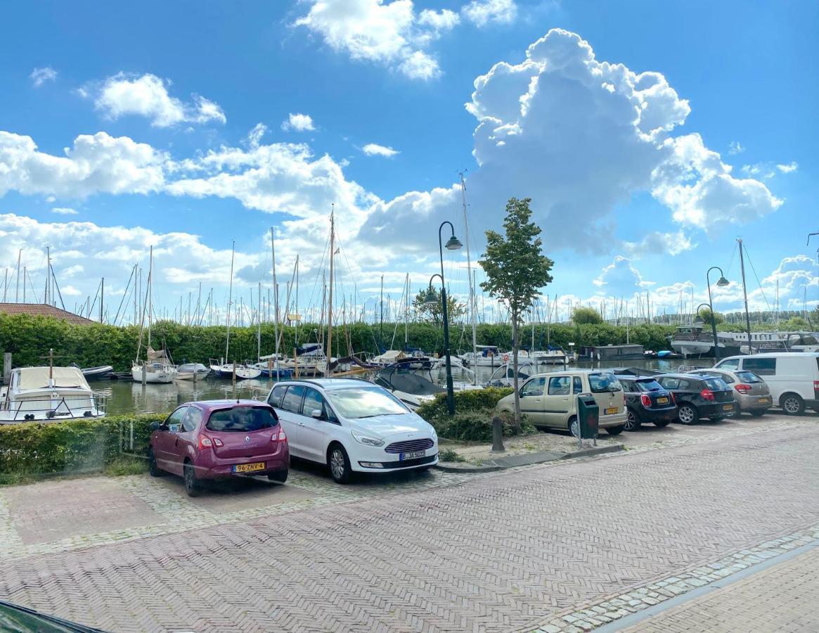 Who'S Anton For You Or Two, Monnickendam Near Amsterdam Esterno foto